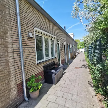 Het Vossenhol strategisch tussen strand en duin-2